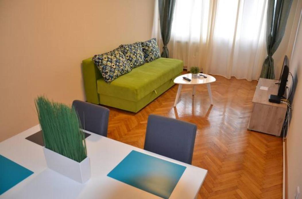 Apartments Sat Beograd Bagian luar foto