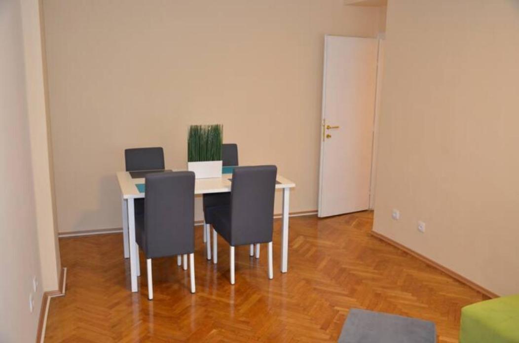 Apartments Sat Beograd Bagian luar foto