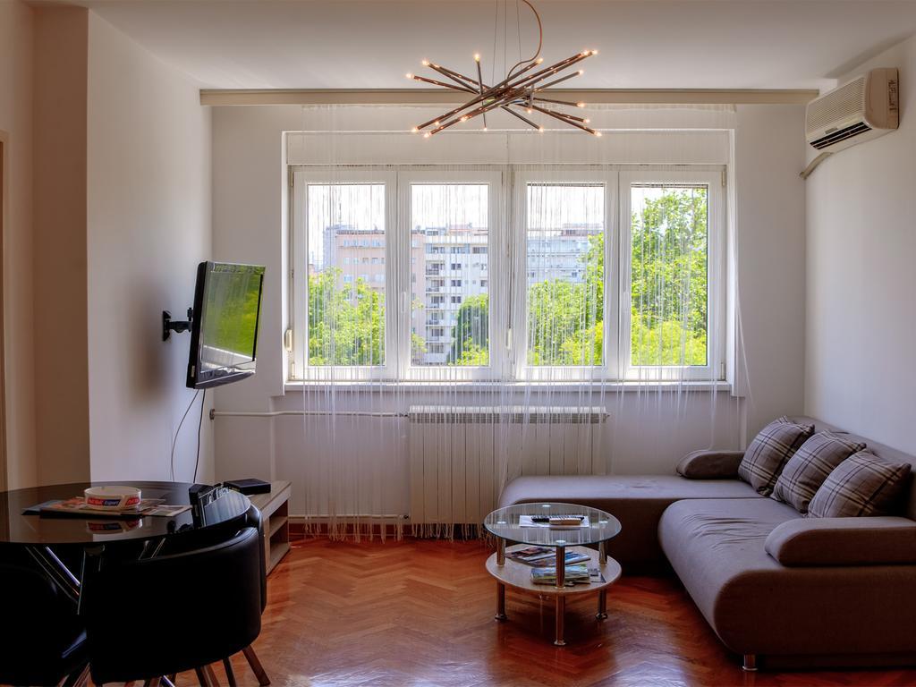 Apartments Sat Beograd Bagian luar foto